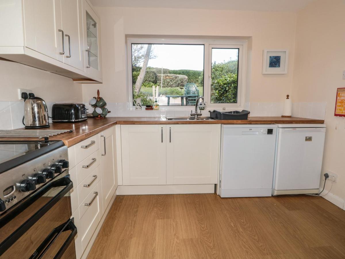 Вилла 33 Weymouth Park Кингсбридж Экстерьер фото